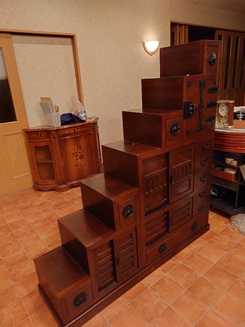 貴重な大型両面階段箪笥　七