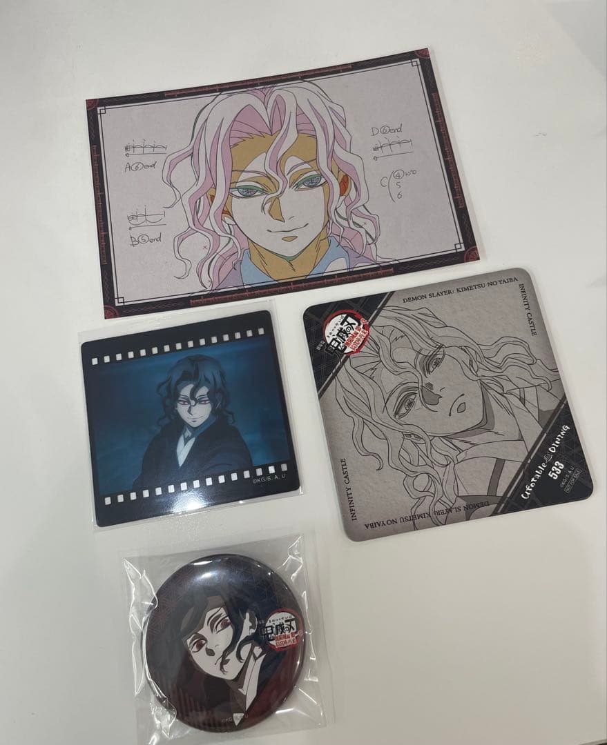 鬼滅の刃 ダイニング 無惨 缶バッジ コースター フィルム