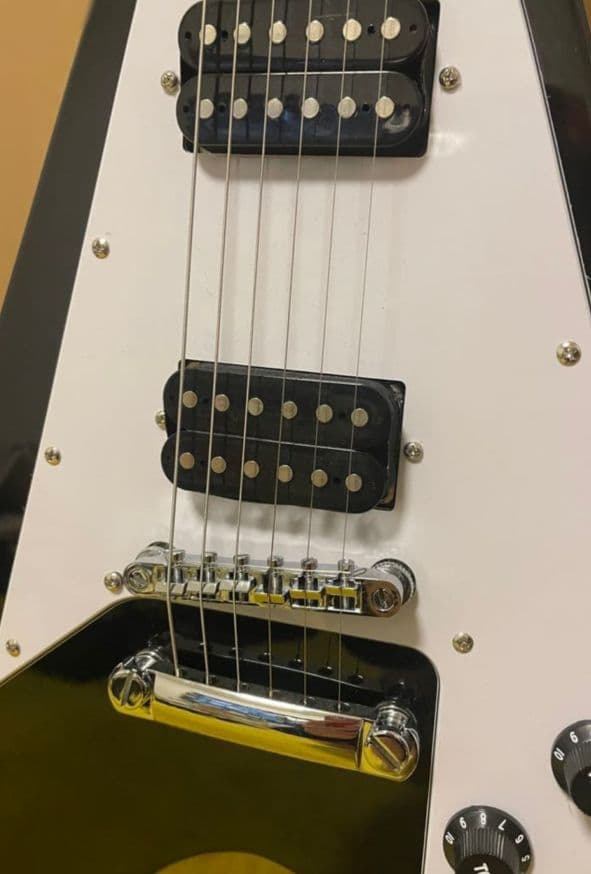 r*o様 フライングV　エレキギター　ギターケース 付き