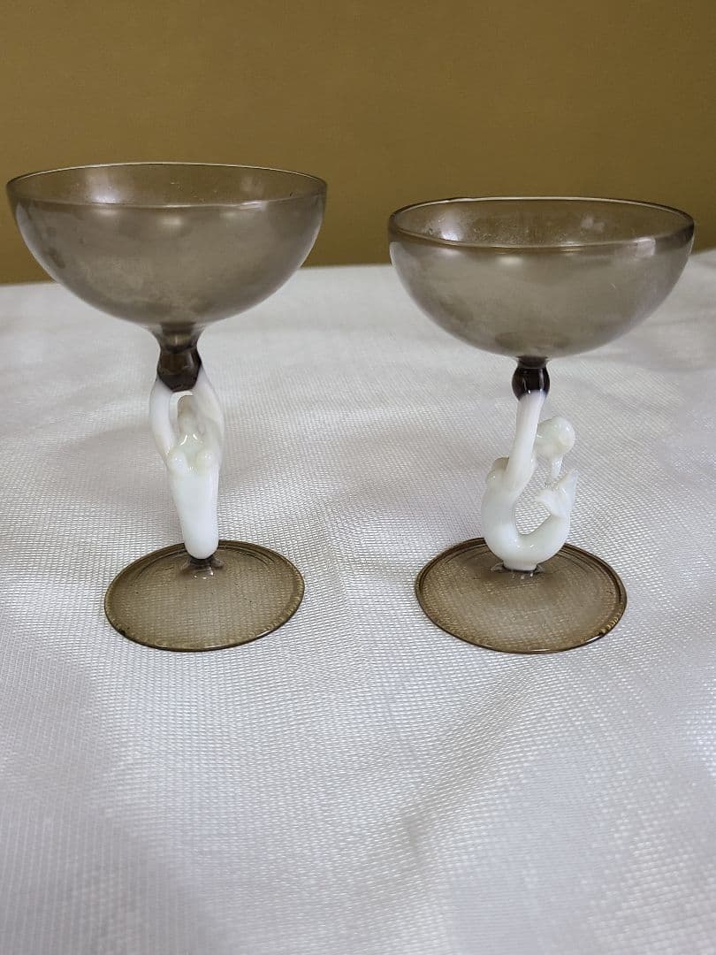 アールデコ期ビミニグラス　スモークガラス製マーメイドデキャンタとグラスセット