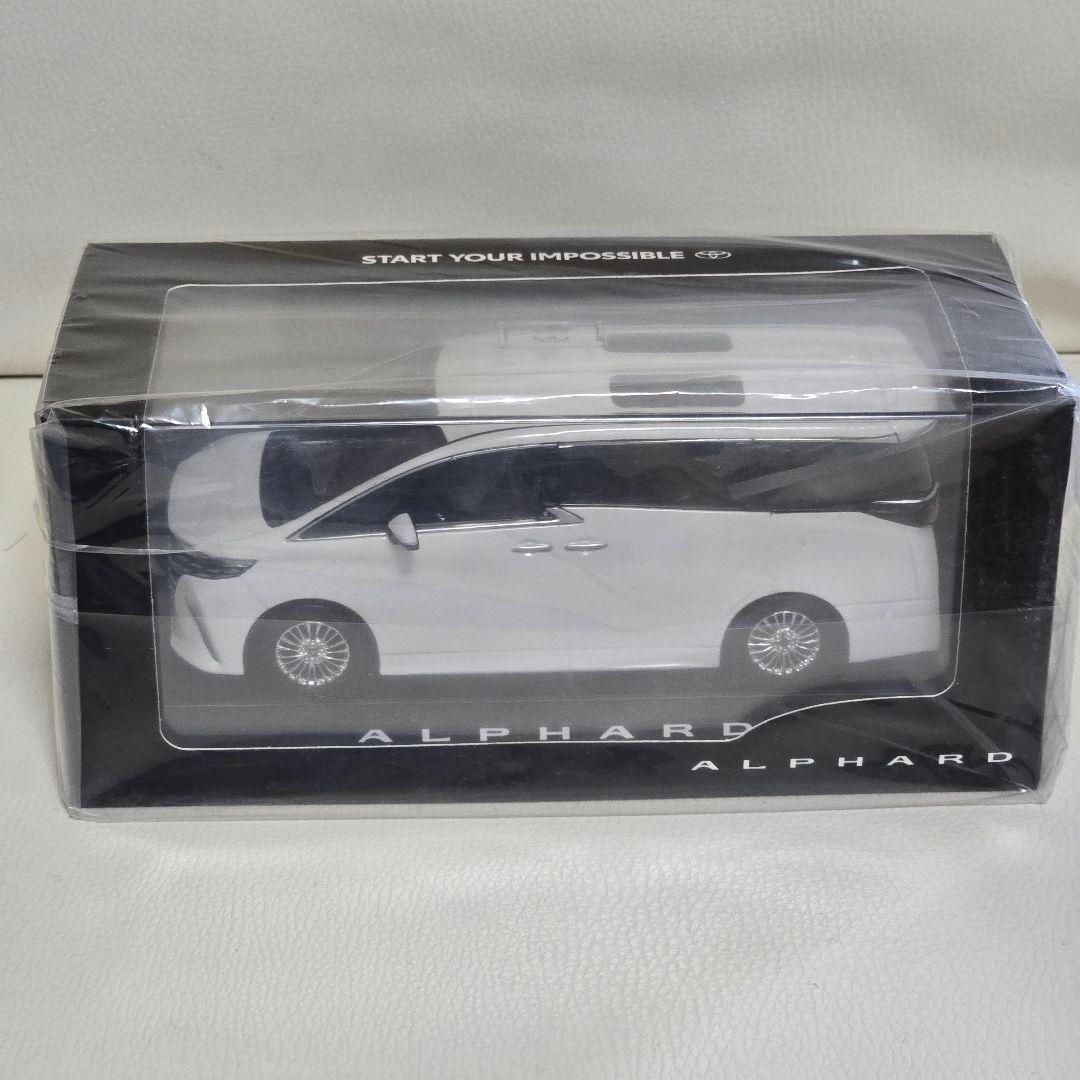 値下げ！アルファード ミニカー カラーサンプル