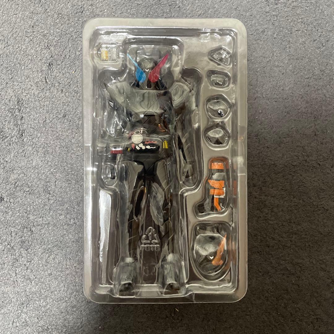 SHFiguarts 仮面ライダー ビルド ラビットタンクハザードフォーム