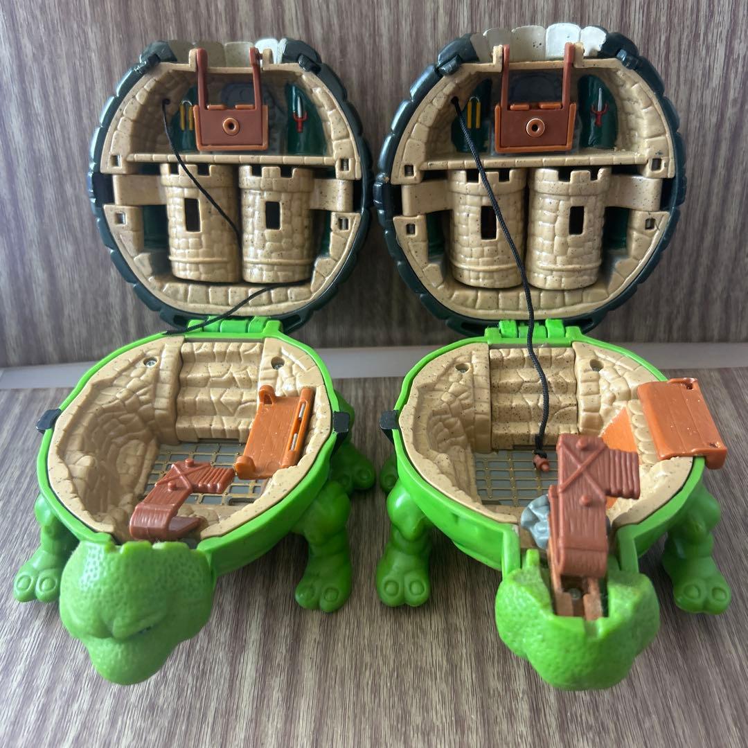 タートルズミニフィギュア ミュータントベース