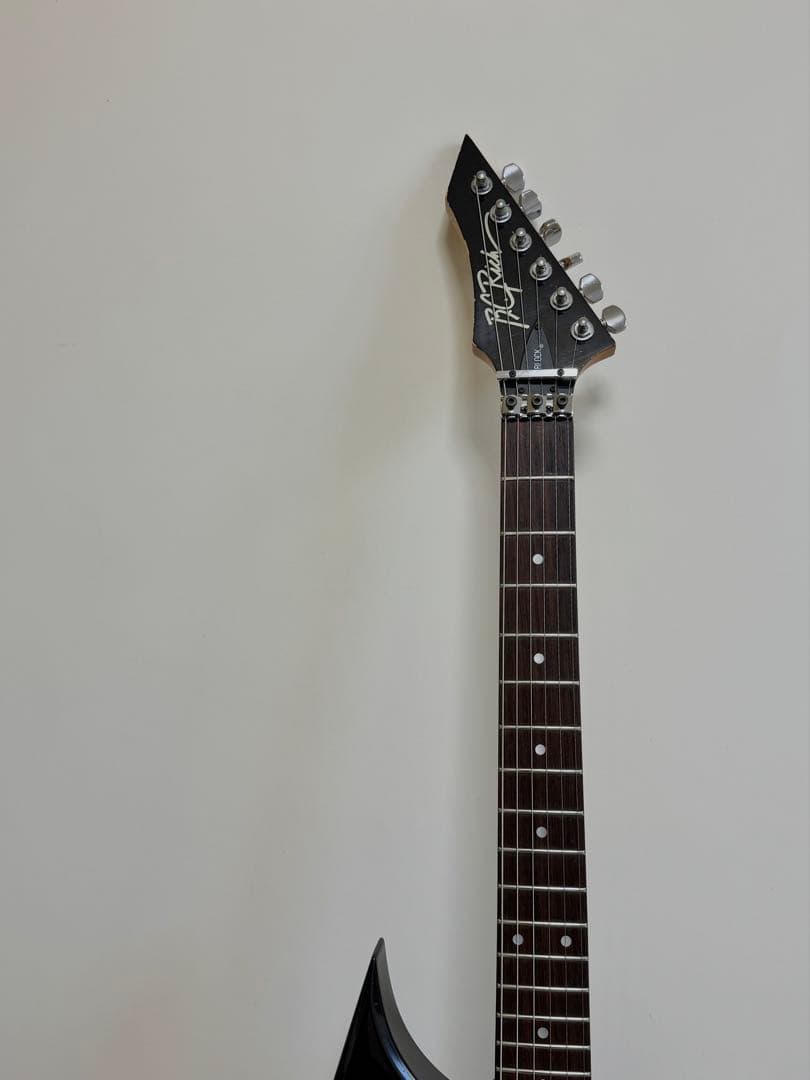 B.C. RICH Warlock エレキギター セミハードケース付き