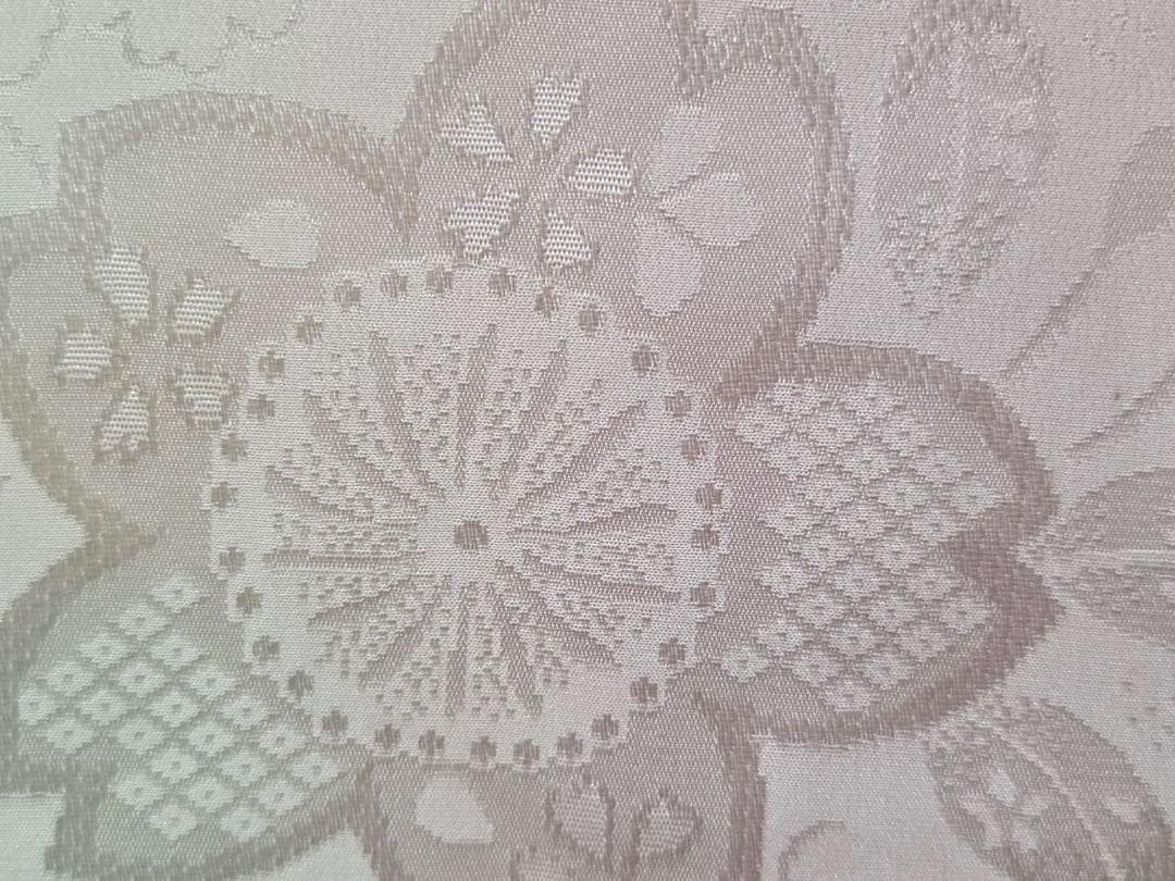 I 美品 振袖・襦袢セット かわいい花 金彩 金駒刺繍 袷 正絹 成人式 着物