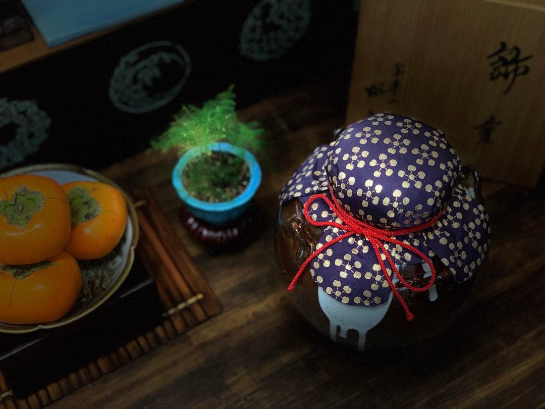 美品　大茶壷　飾り茶壺　呂宋壷 口覆仕服 荒磯網 口紐付　在銘　共箱　茶道具