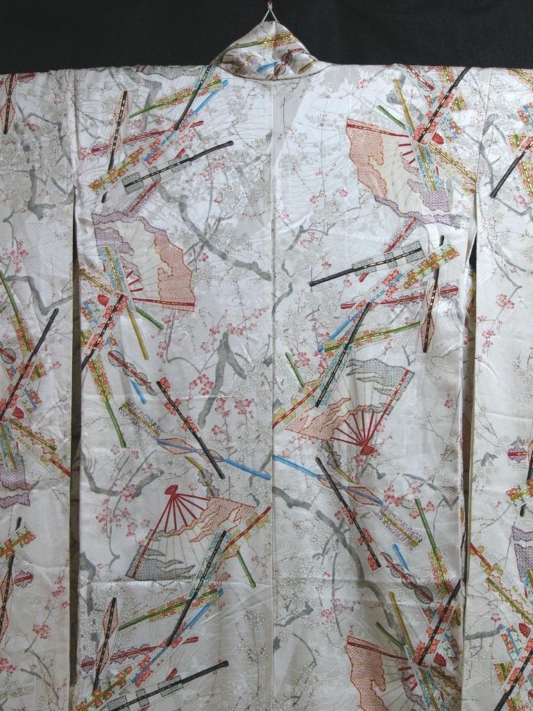 か*ん様 白地扇面元禄梅華柄 絹 身丈約163㎝強裄約67㎝弱未使用超美品並激安