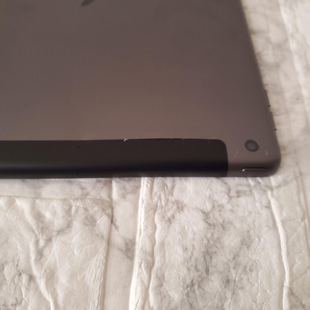 238 iPad 7世代 128GB SIMフリー スペースグレイ