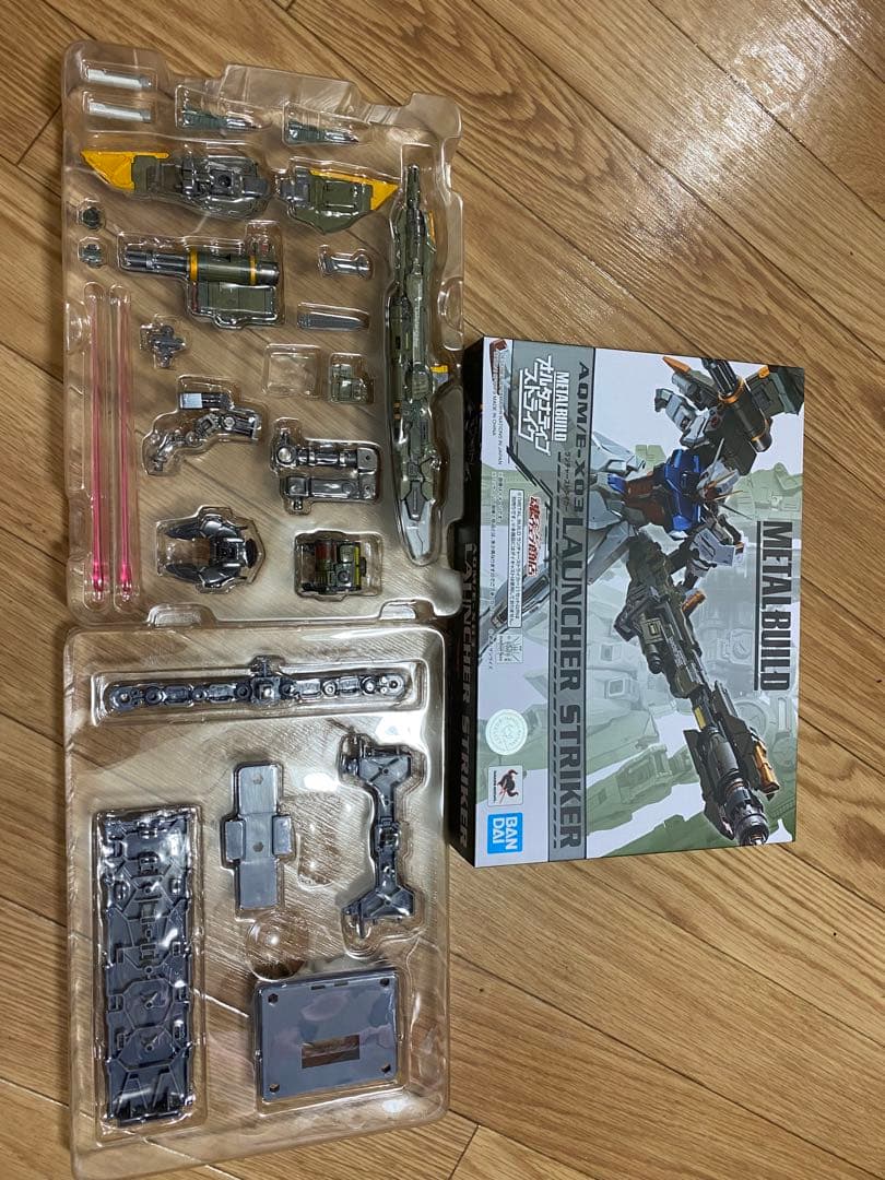 メタルビルドストライク　4セット