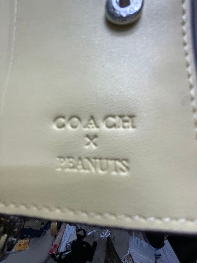 コーチ　スヌーピー　二つ折り財布　チャーリーブラウン