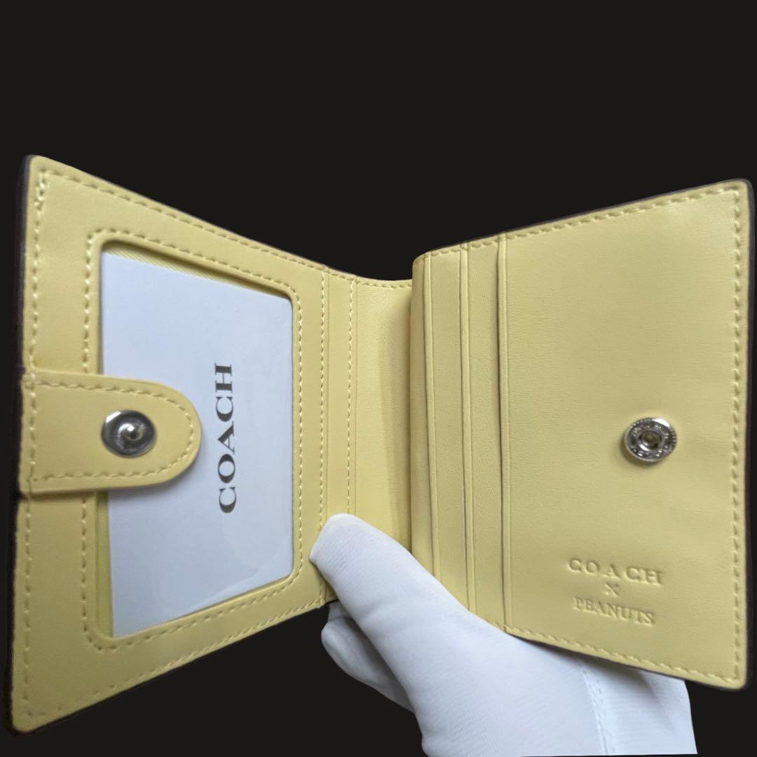 コーチ　スヌーピー　二つ折り財布　チャーリーブラウン