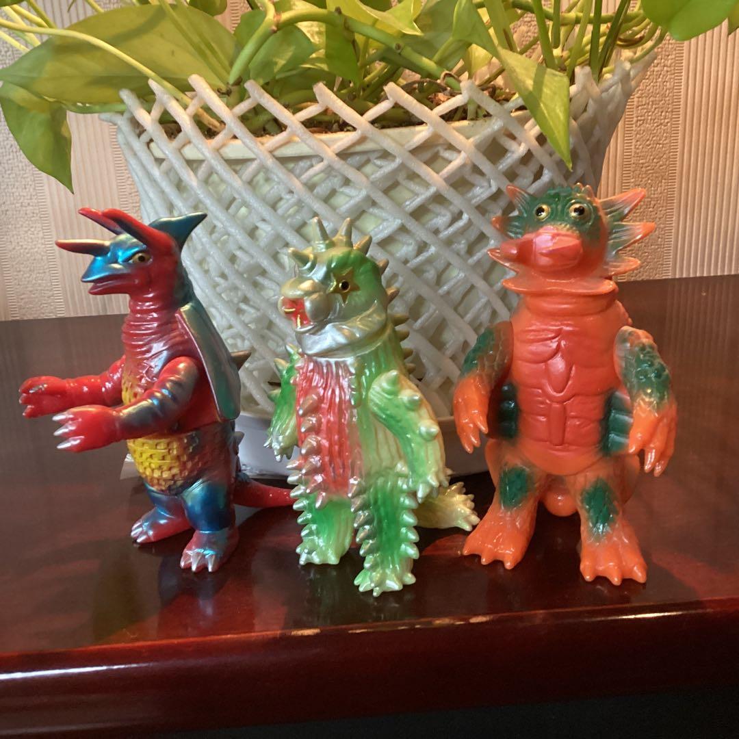 ブルマァク幻の金型使用　コスモリキッド　サボテンダー　キングクラブ　ミドルサイズ