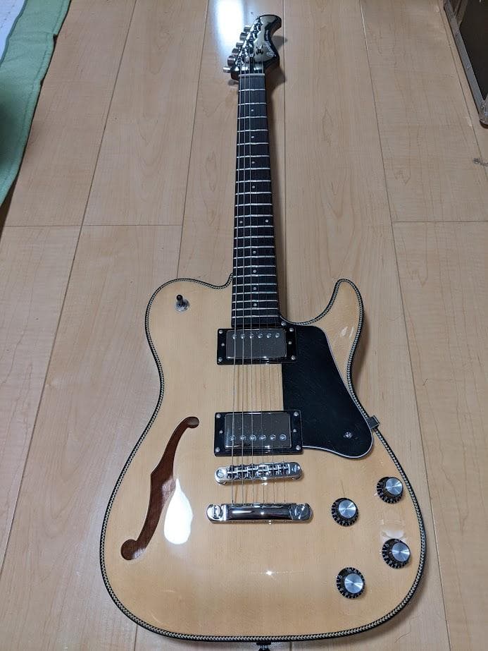 Bacchus / BARON-JAZZ NA /セミホロウ