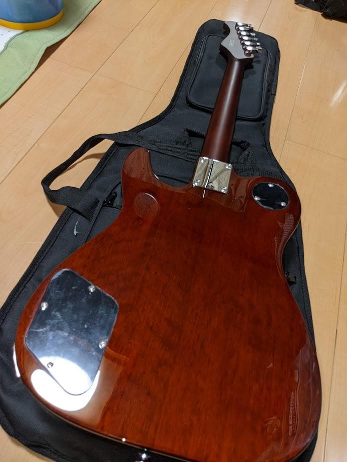 Bacchus / BARON-JAZZ NA /セミホロウ