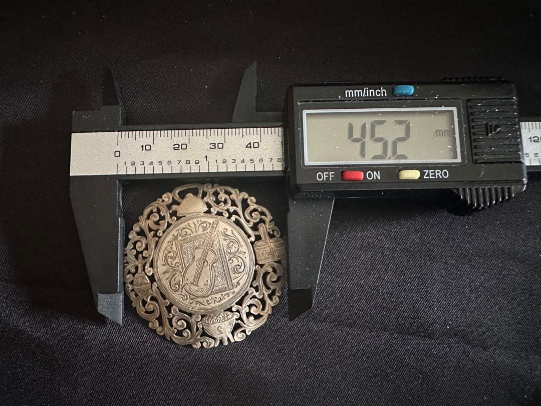 Vintage アルゼンチン 銀製ブローチ/楽器/タンゴ