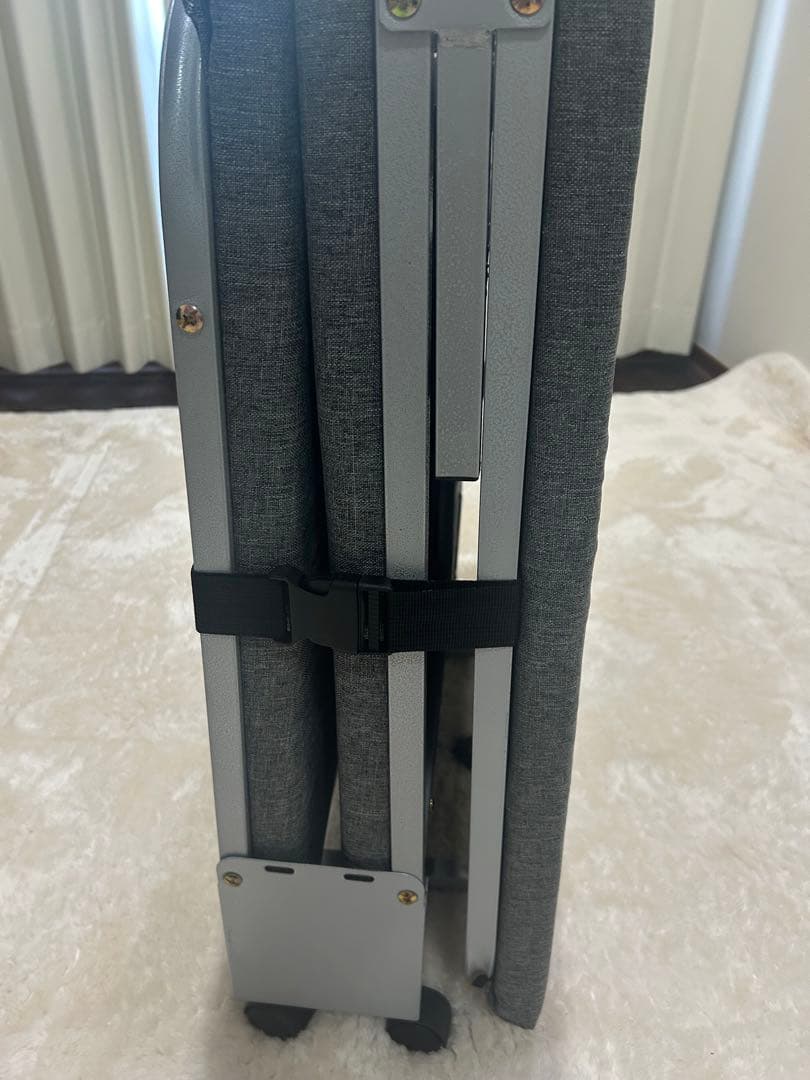 グレー 折りたたみベッド キャスター付き