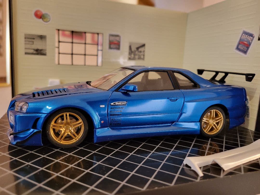 スカイライン　プラモデル完成品