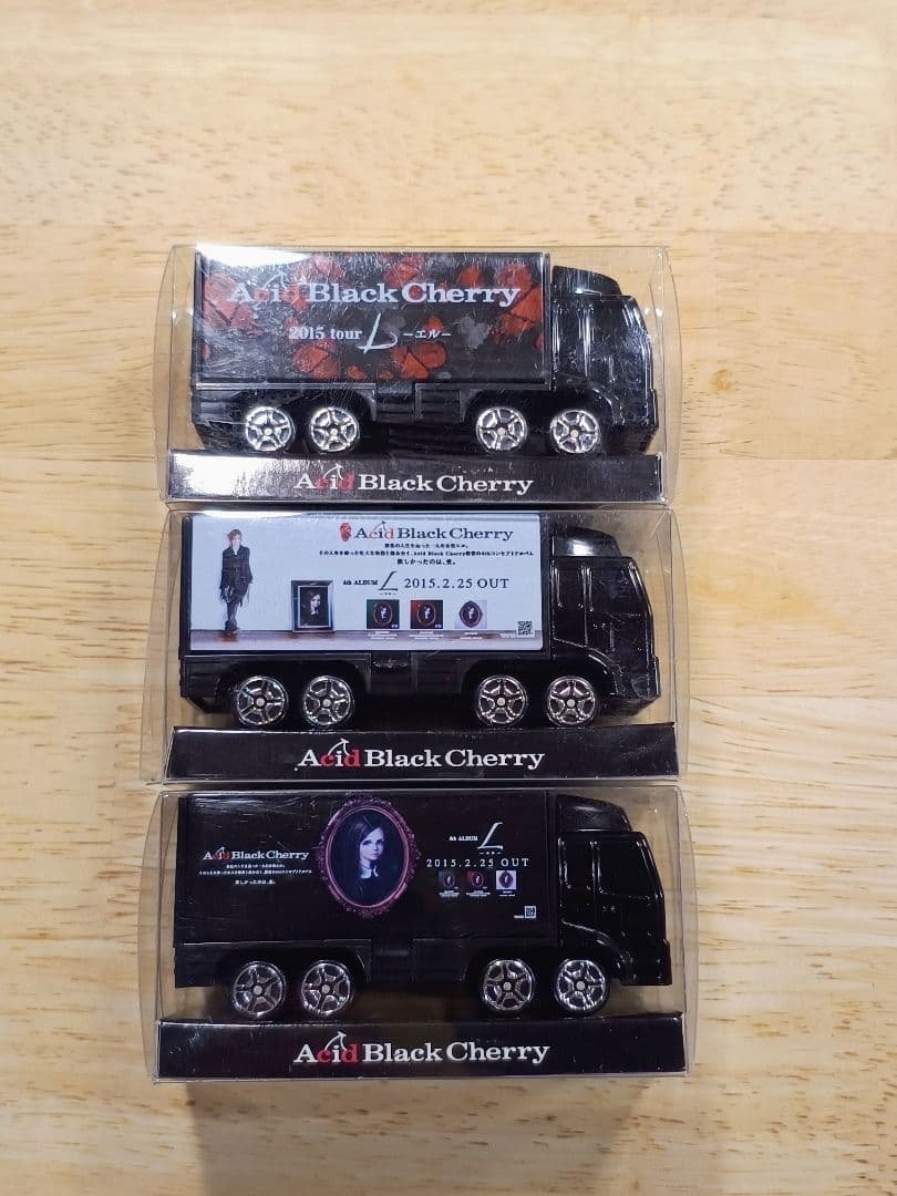 Acid Black Cherry ツアートラック ミニカー3台セット