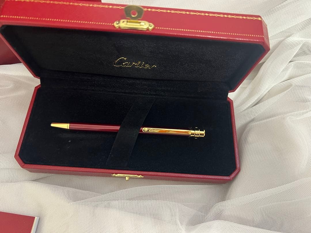 Cartier カルティエ　ボールペン レッド ケース付き