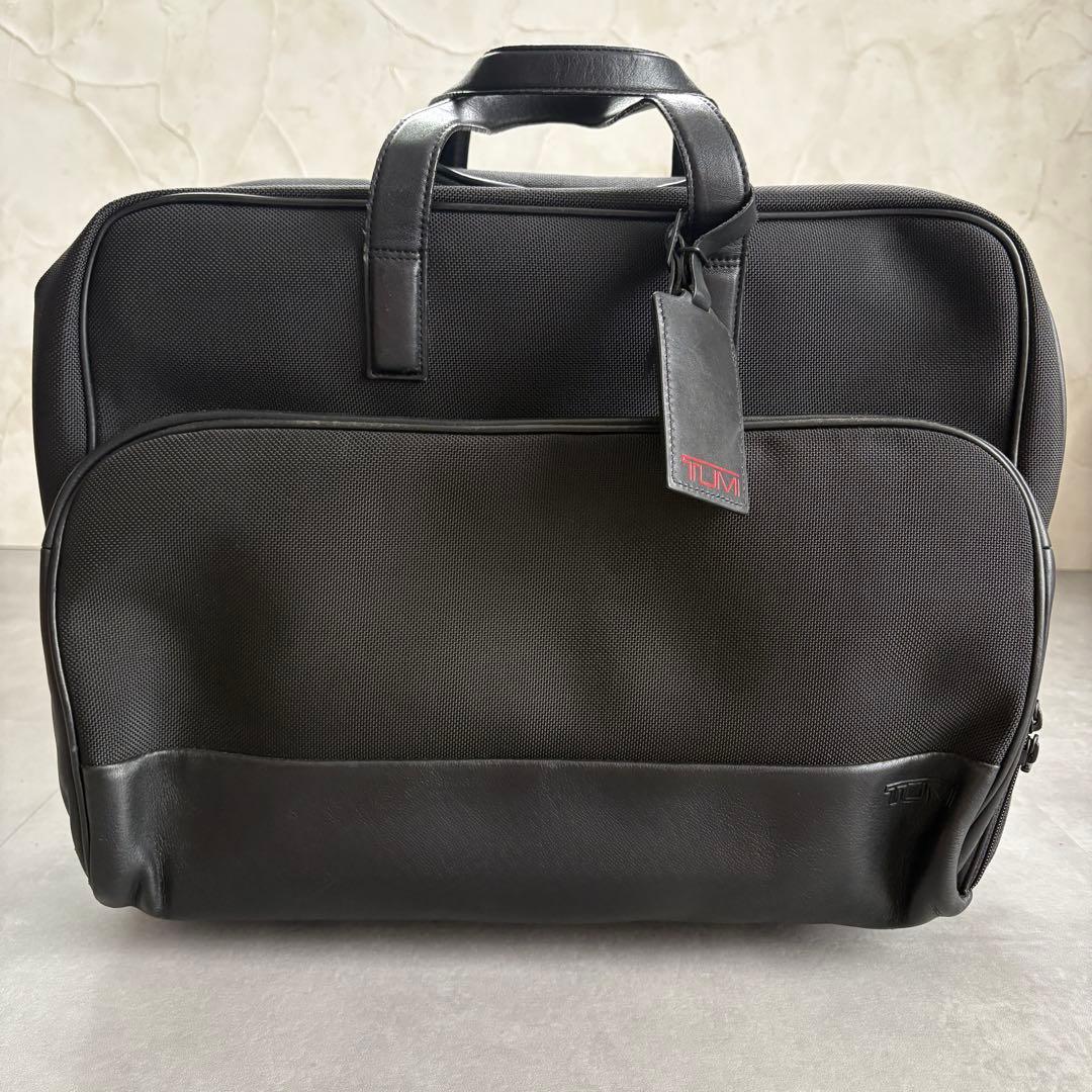 トゥミ TUMI キャリーケース バッグ 大容量 ビジネスバッグ ブラック 黒