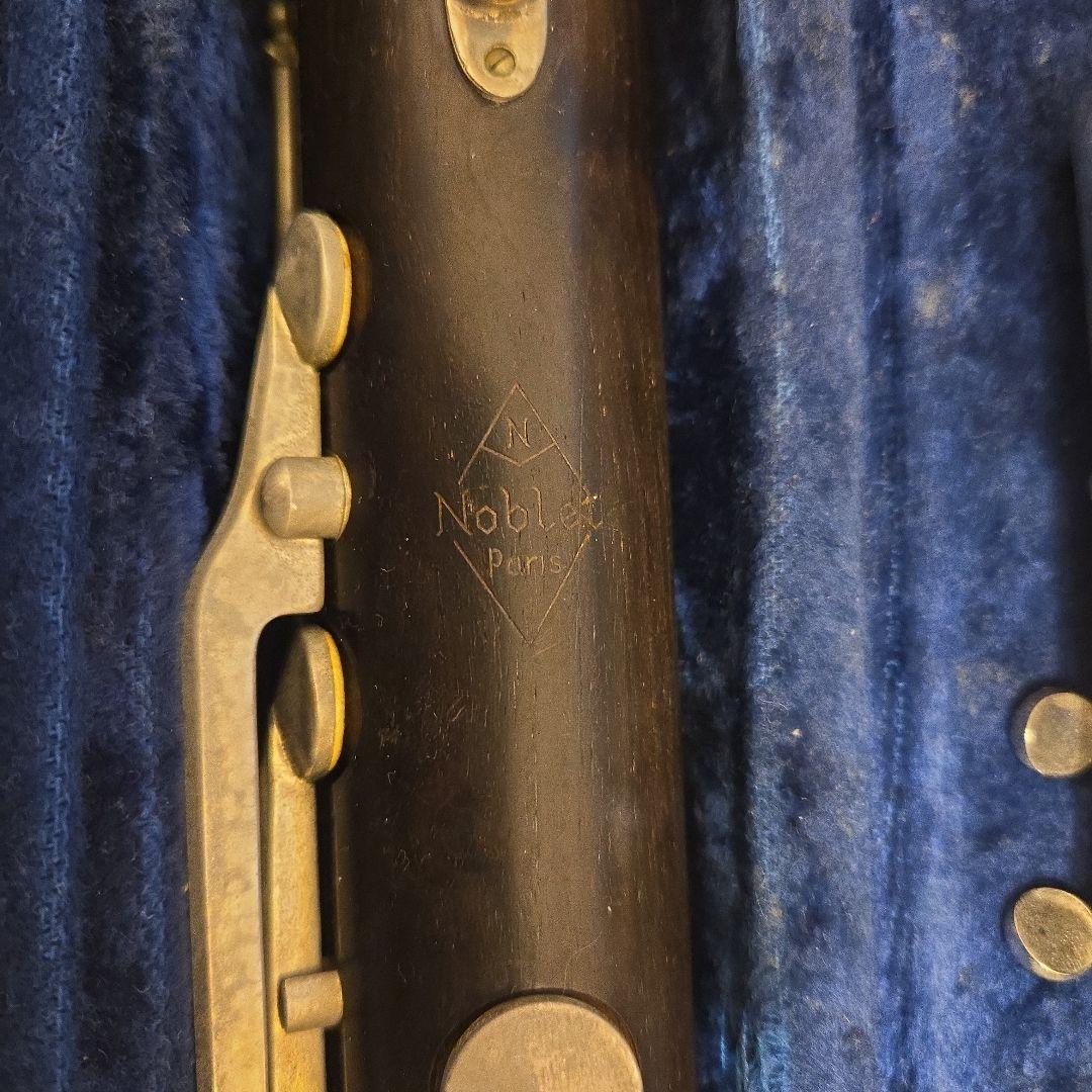 Noblet バスクラリネット ケース付き