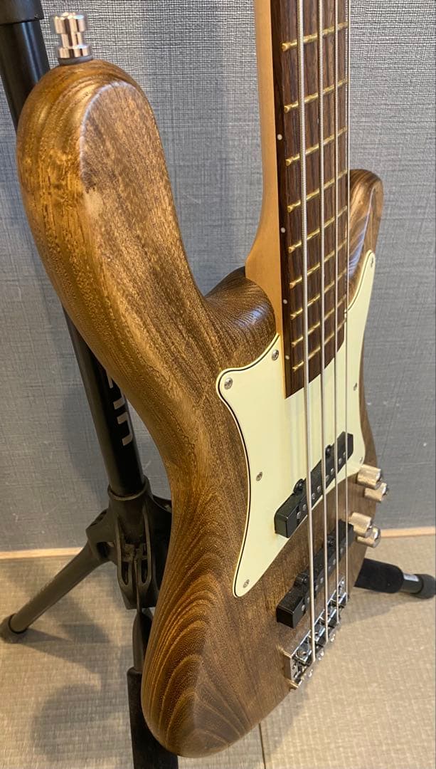 新品同様 Warwick Pro Series Streamer CV4 TS