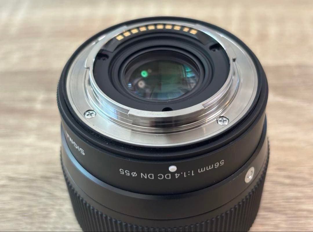 SIGMA 56mm F1.4 dc dn Contemporary Eマウント
