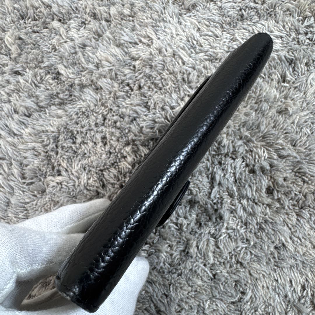 CHANEL シャネル 折り財布 Wホック ココマーク キャビアスキン