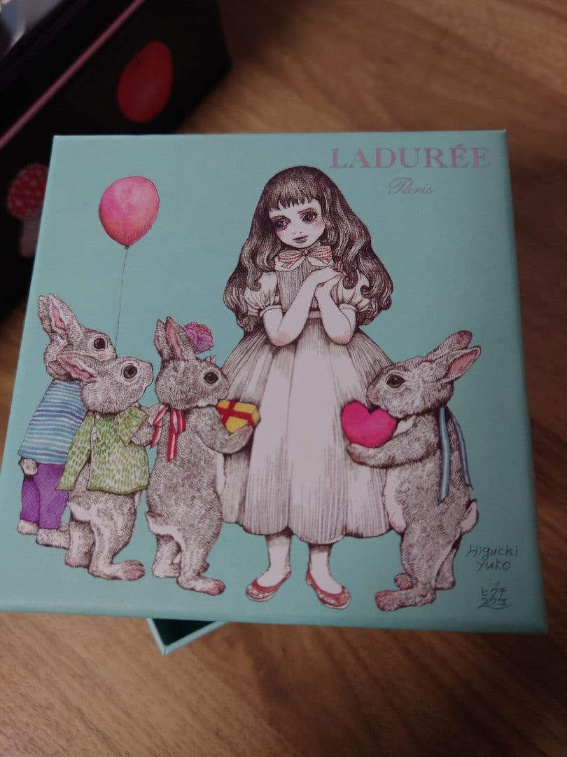 ヒグチユウコ　　猫　角缶　ラデュレ　　マスキングテープ　ネコ/キノコ　メモ