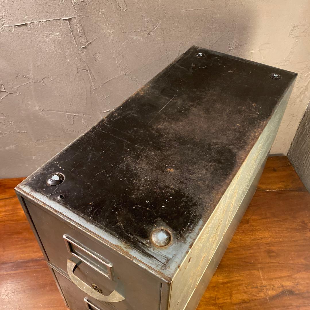 ヴィンテージ メタルキャビネット シャビー インダストリアルインテリア 店舗什器