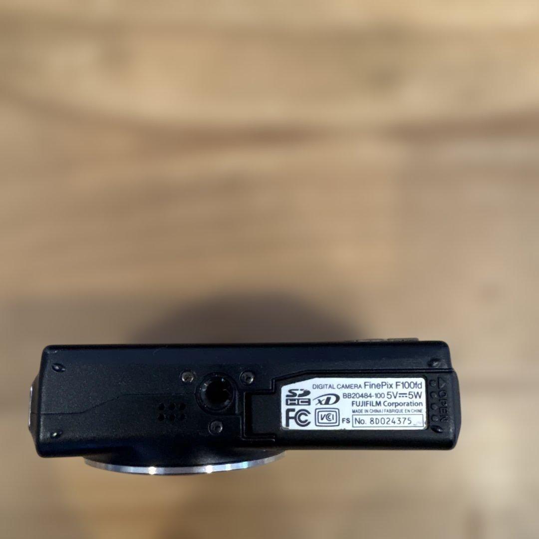 動作未確認 FUJIFILM FINEPIX F100fd ジャンク