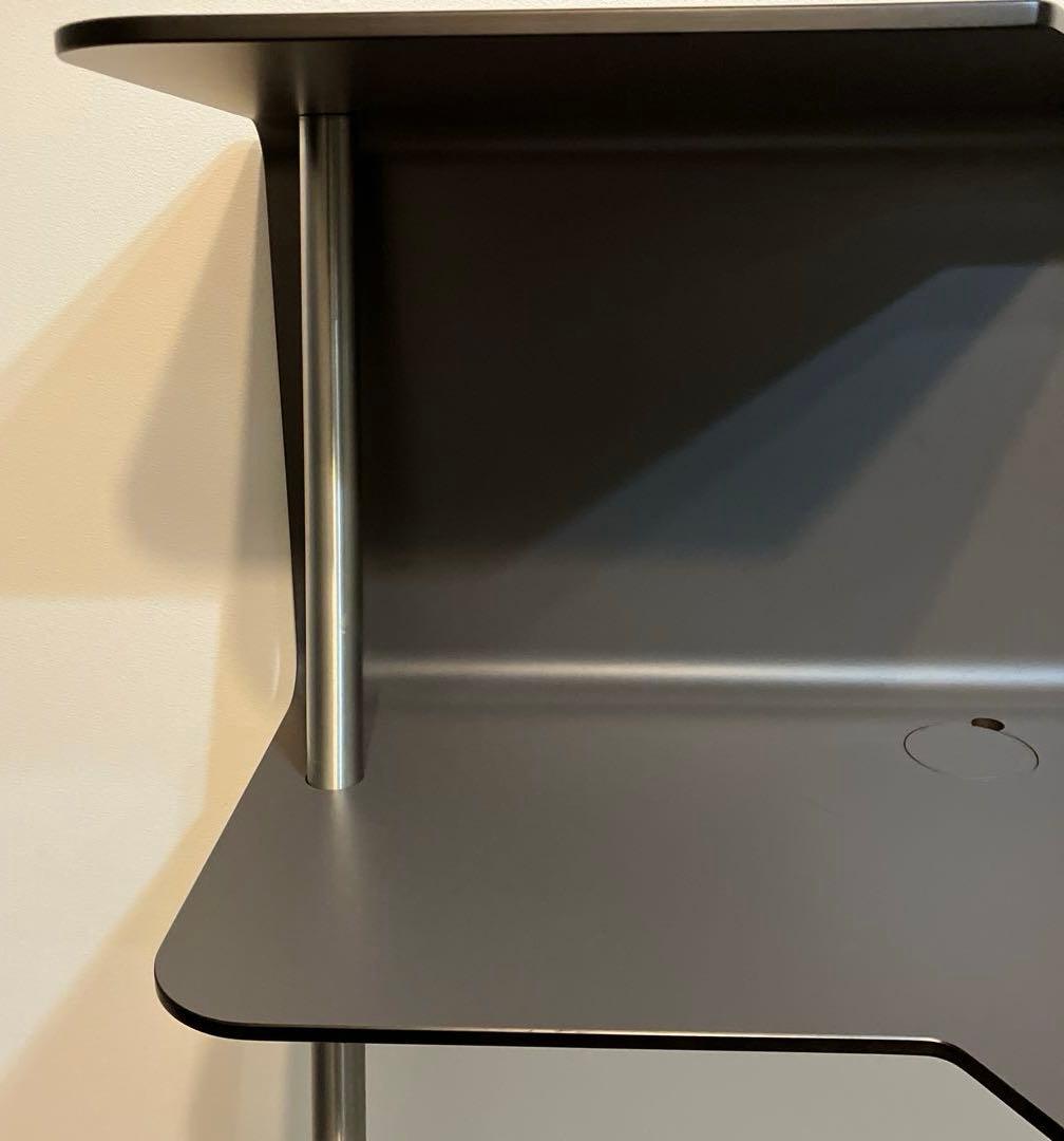 MOX(スイス製) グレー パソコンデスク　シンプルデザイン　壁掛け式