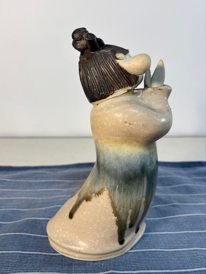 「念ずれば花ひらく」森元青芳 作 砥部焼 陶器人形