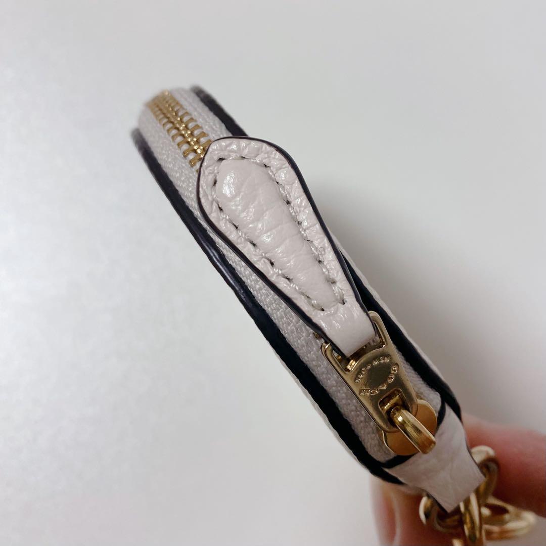 【新品！】COACHコーチ★ストロベリーケース★苺いちごイチゴ★丸型★白