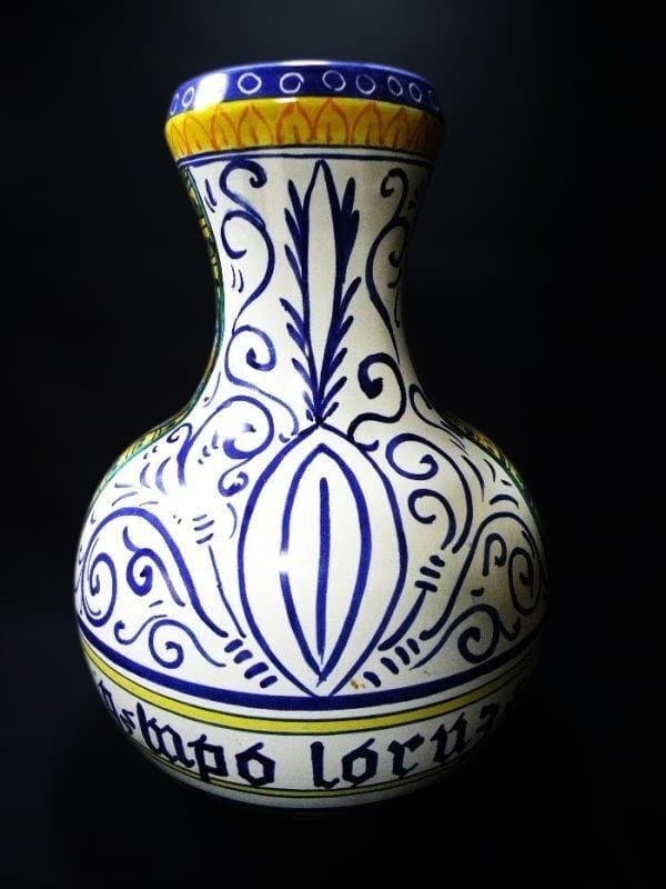 イタリヤを代表する陶芸 マジョリカ窯 彩釉人物文 飾り壺