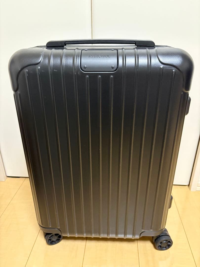 RIMOWA リモワ キャリー スーツケース ESSENTIAL CABIN S