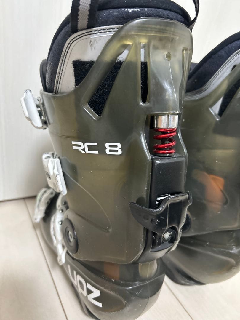 UPZ RC 8 スノーボード　ハードブーツ