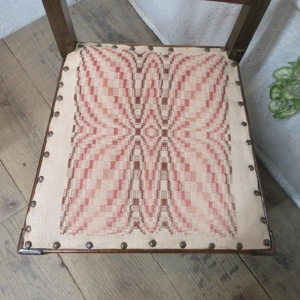 訳あり イギリス アンティークチェア 椅子 鋲打ち イス 店舗什器 4106d