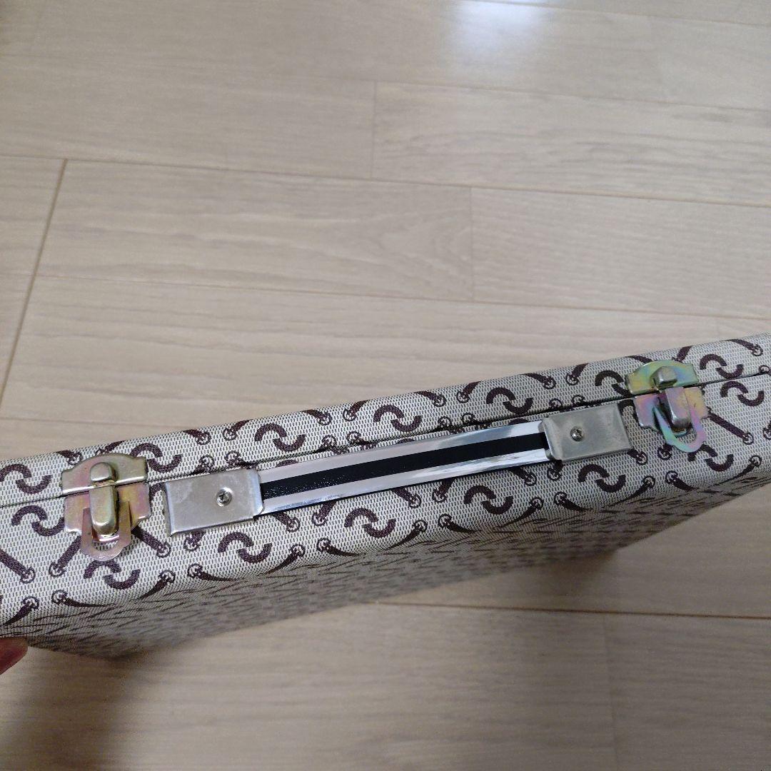 【メルカリ便】麻雀牌セット ケース付き ダイヤ牌入り 【未使用品】