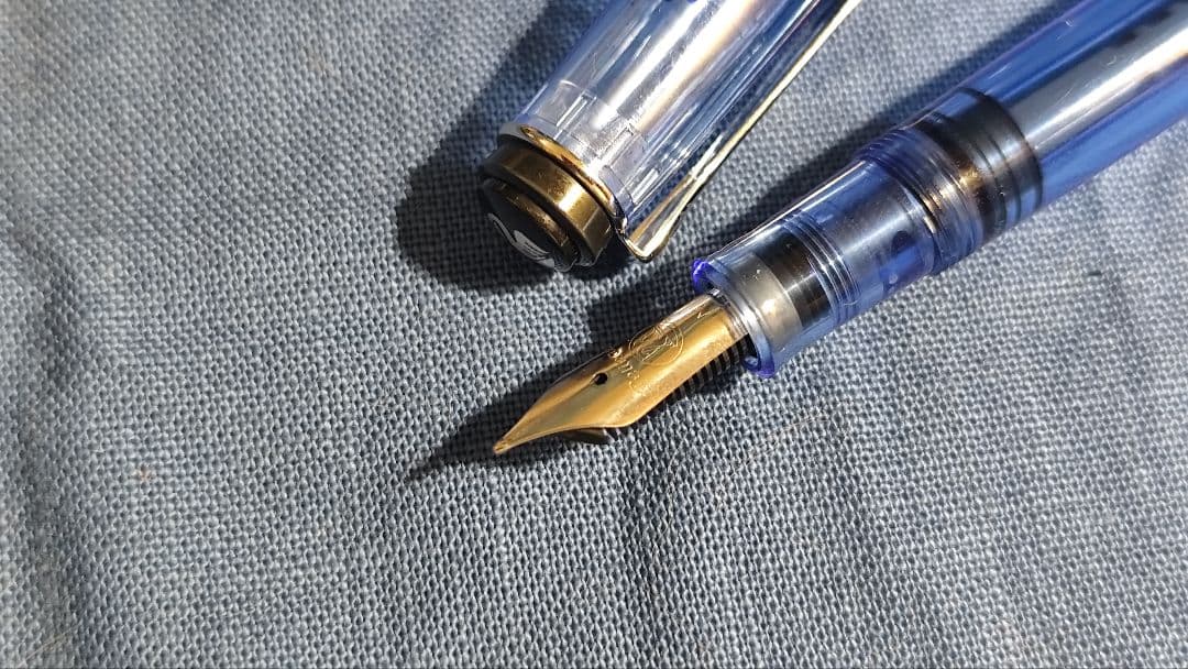 万年筆 ペリカン 特別生産品 M205 デモンストレーター　ブルー