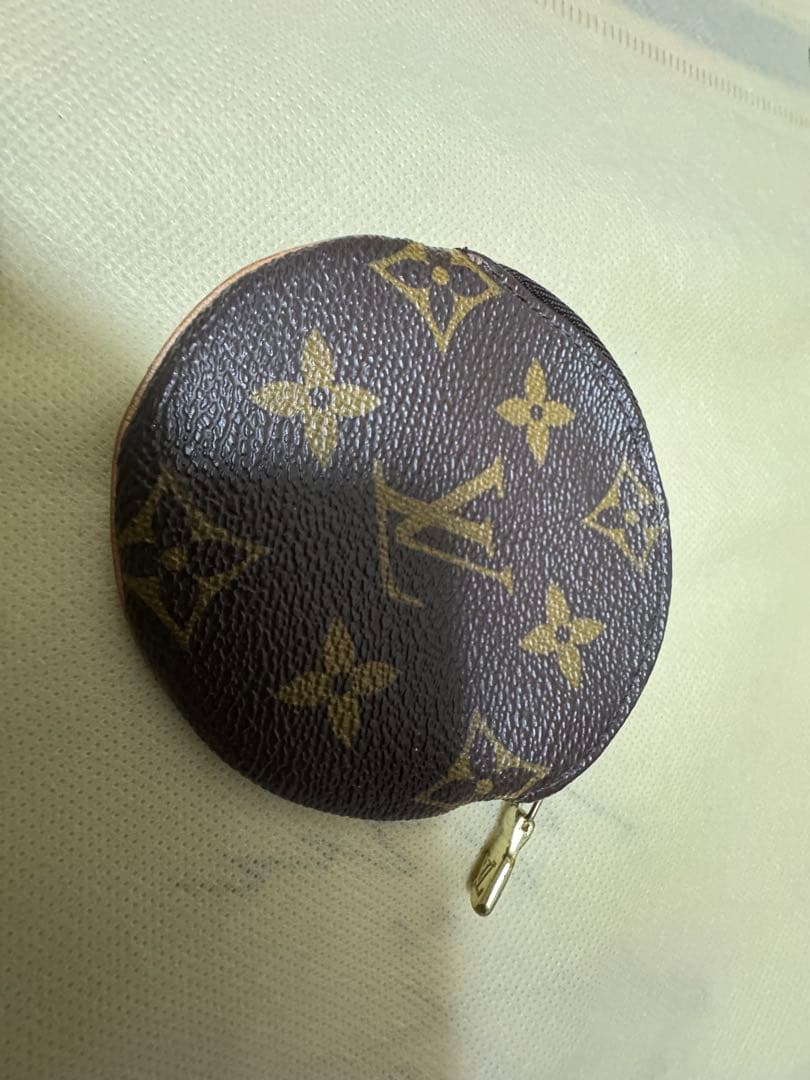 ケース　小銭入れ　丸型