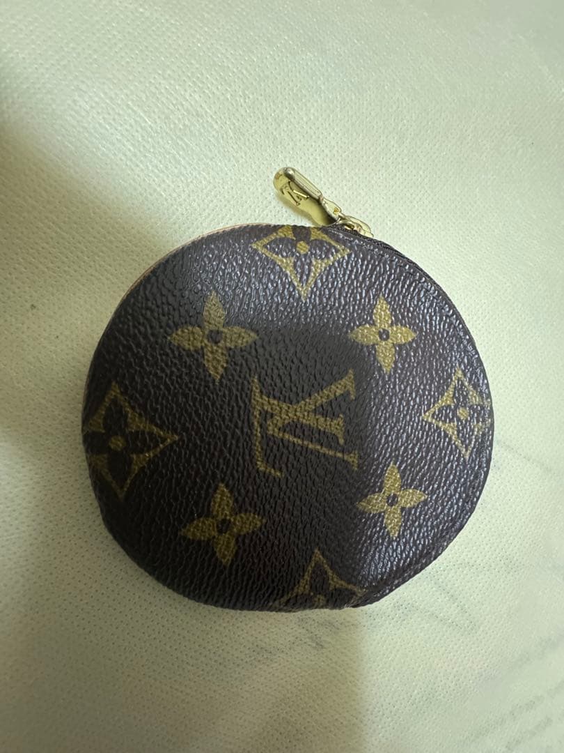 ケース　小銭入れ　丸型