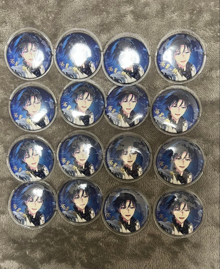 アイナナ　和泉一織　ブラホワ　缶バッジ