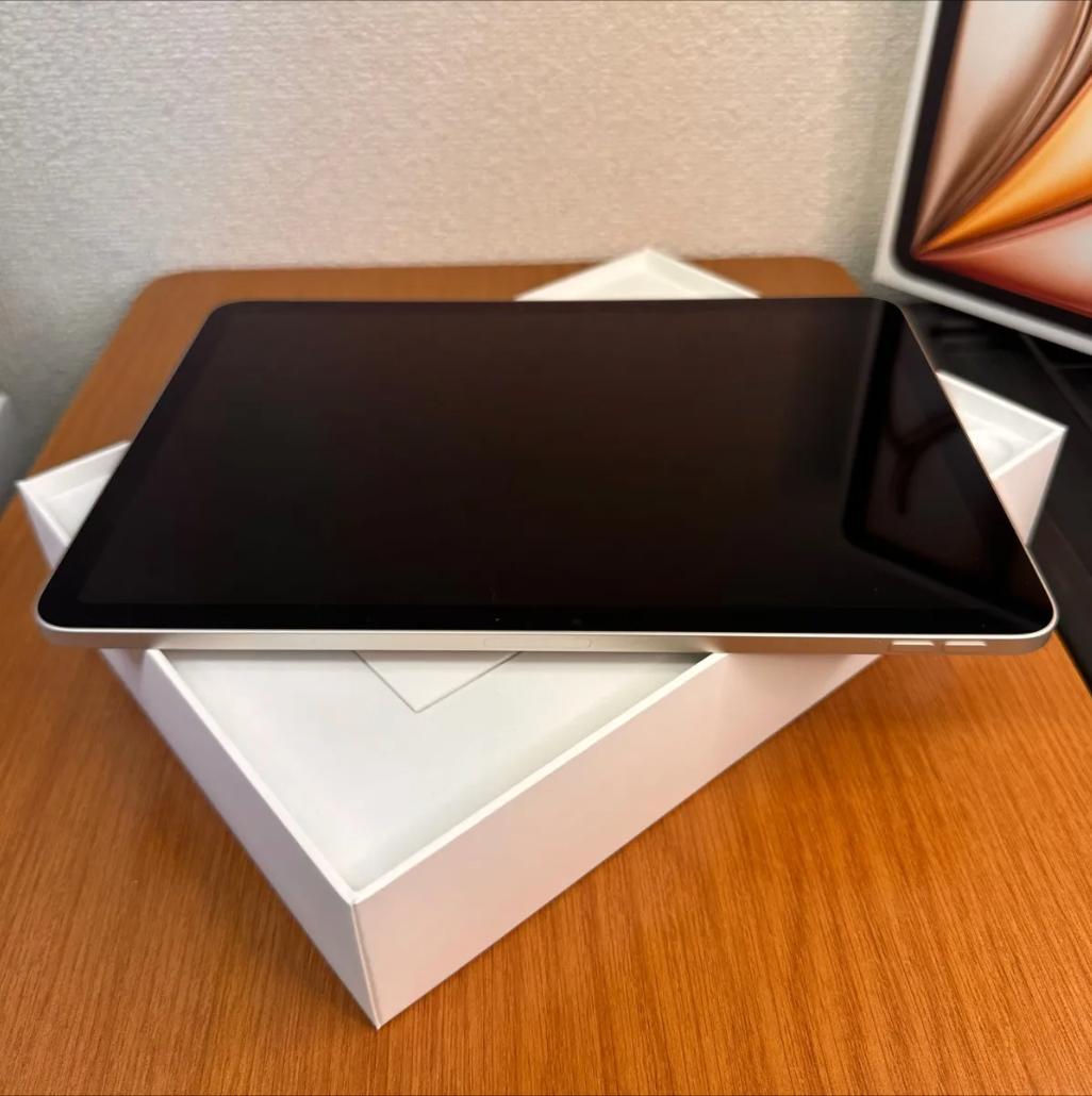 【保証有極美品】AppleiPadAir128GB MUWE3J/A K9293