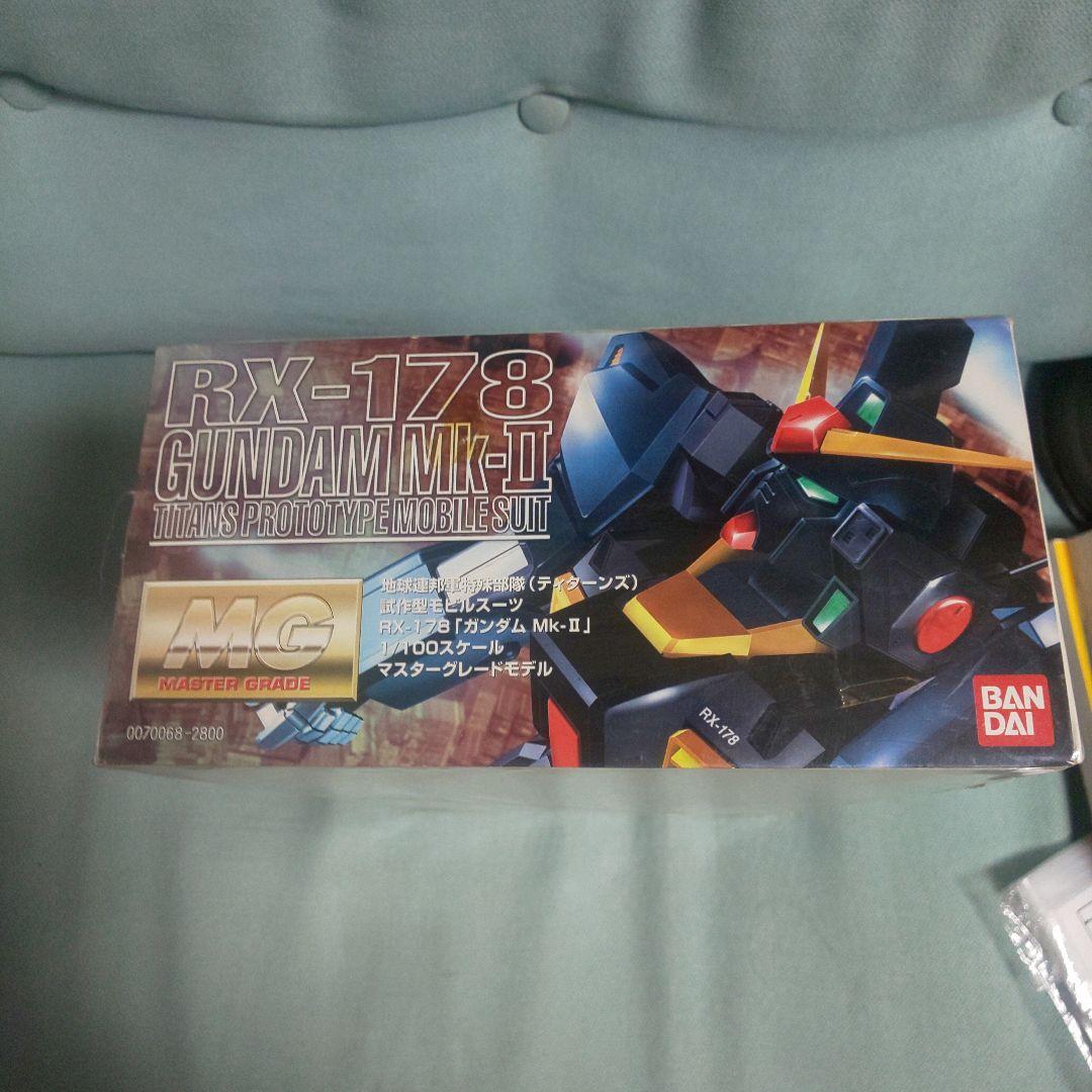 ガンプラ バンダイ MG 1／100 RX-178 ガンダムMk-II