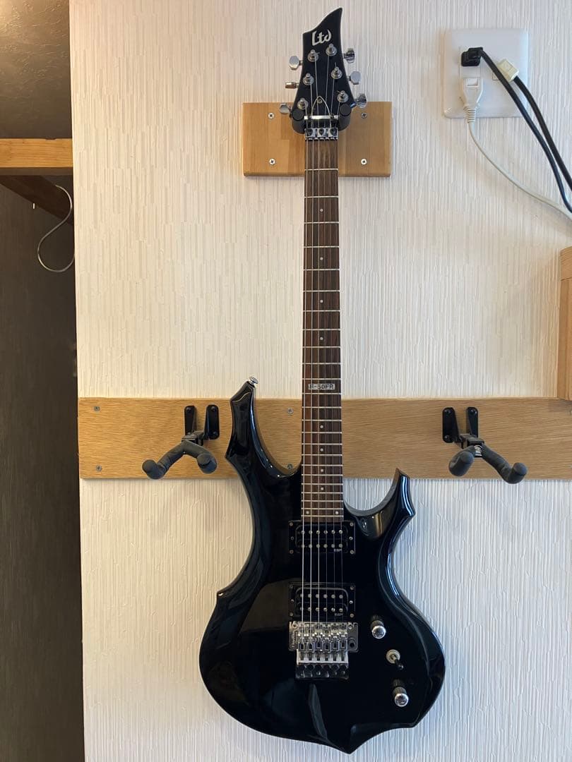 フォレスト　ESP/LTD エレキギター ブラック