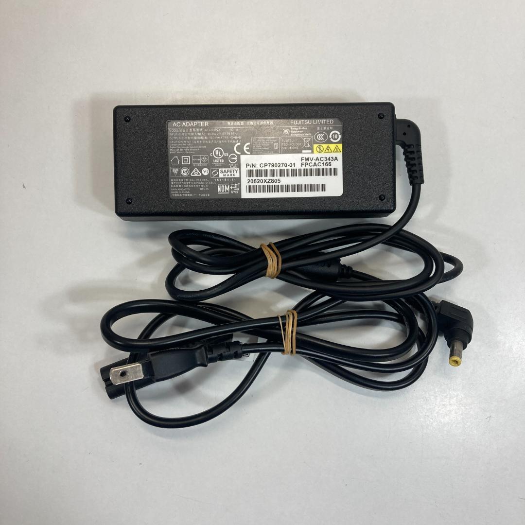 Fujitsu 富士通 ノートパソコン Ryzen3 SSD Windows11