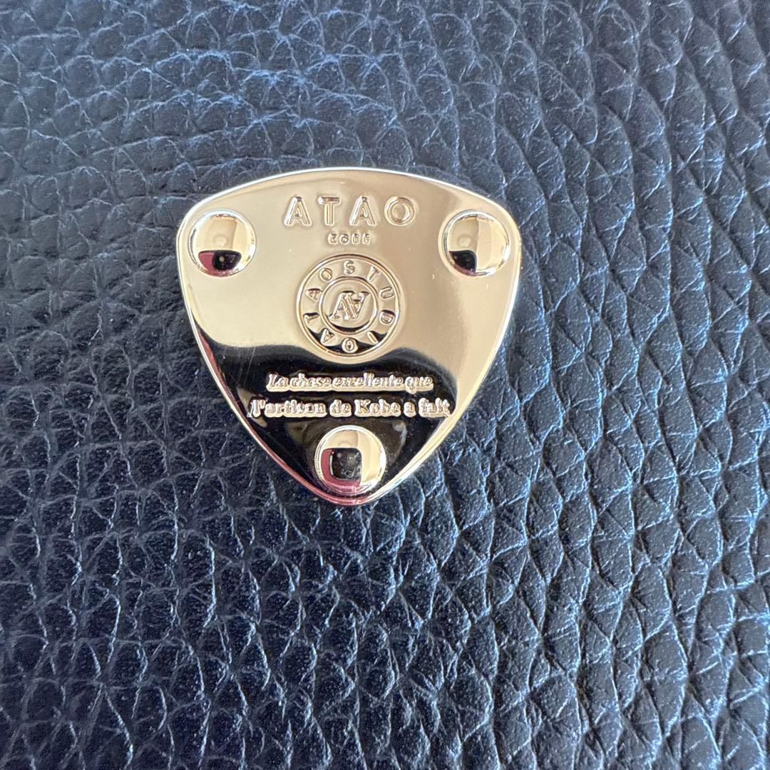 ATAO 黒 レザー 二つ折り財布