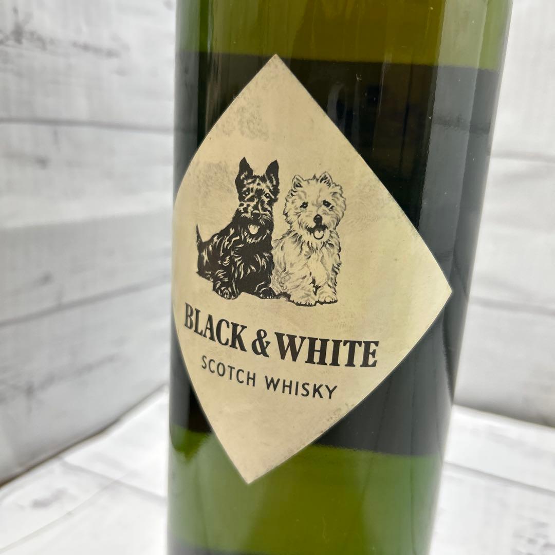 BLACK & WHITE スコッチウイスキー