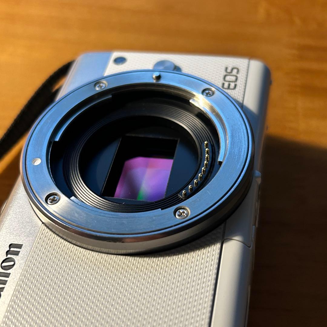 Canon EOS M100 ミラーレス一眼カメラ 望遠レンズ付セット